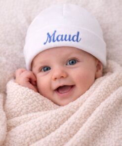 Alternative view of Geborduurde baby muts