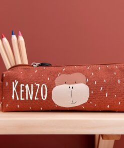 Autre vue d'une trousse à crayons Monkey avec nom